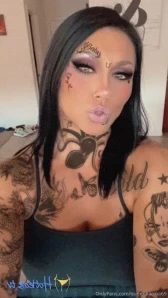Queenkarma69 - So a few years back Jared did some body painting on me