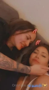 Azalialexi - you look like youre bored dm me