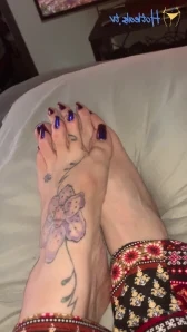 Sweetesthangsfeet - Trying to capture some good shots outside of this
