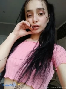 Medixxxkate - OMG will someone free me