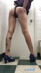 Blushcolours - Sometimes you have to take a selfie midway with the part 3