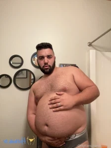 Gobig1 - Fat belly jiggle Vid