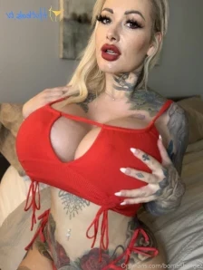 Bombshelldez - Daddy wants me to be his real-life bimbo Barbie and I m