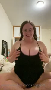 Millymarksxxx - Giant tits