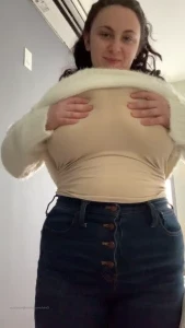 Millymarksxxx - Getting ready to shower