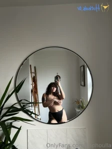 Sophoulla - Good light is everything to me