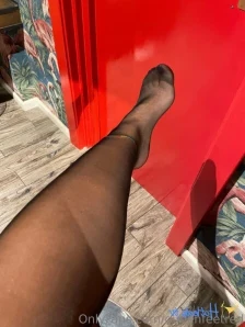 Queenfeetred - these socks fit perfectly on my feet- i love them part 11