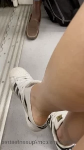 Queenfeetred - Which heels fit better