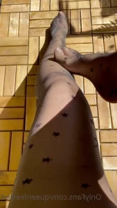 Queenfeetred - Sometimes I need adrenaline