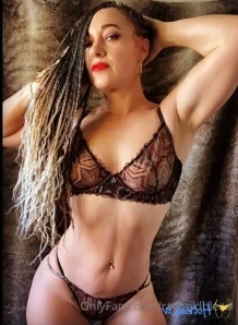 Racheldolezal - Should I dye my hair copper red