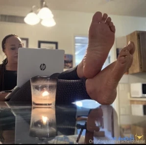Racheldolezal - It s the holiday week but we are STILL in the gym