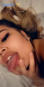 Desssyyy - Whos horny Im tryna have some fun