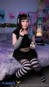 Aestrafree - Haver you checked out my lovely friend and fellow e-slut 