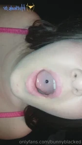 Bunnyblacked - I wonder how many of you look at my pictures while at part 3