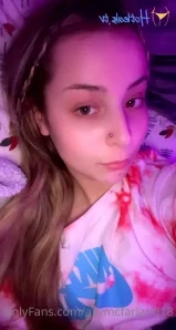 Allymcfarland18 - Baby are u on right now i m so fucking hornyyyyy