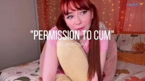 Lanieluxx - my body is a playground