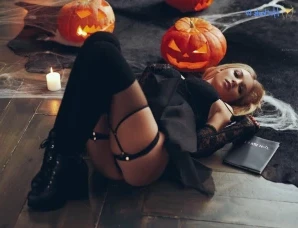 Killer_katrin - Would you like me to treat you to something naughty