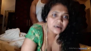 Karismatic - Just showing off my massive tits love getting kissed and part 2