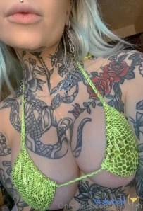 Osiefish - Micro bikinis are amazing
