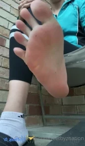 Feetznation - stop drooling and worship my feet 