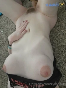 Kyliebitkin - I found my favorite one piece skirt I love how my pussy