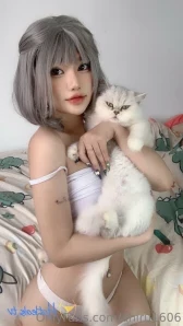 Ahiru1606 - A set of photos filled with peaches part 2