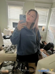 Lexicgoldberg - Channeling queen Pamela