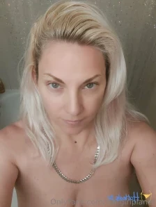 Stargirlplanet - SomeDays I m just a HottMess Or is that most Days