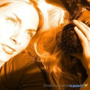 Stargirlplanet - I Listen to my Heart everytime