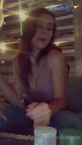 Rocketkylie - Does my booty make you think naughty things part 2
