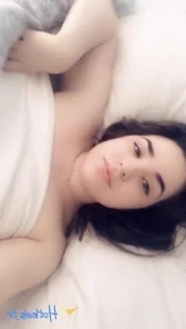 Barelymari - Just your desperate pocket sized gf trying to get your