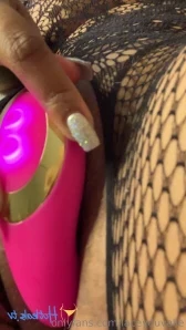 Laceyduvalle - JOI Tomboy Edition