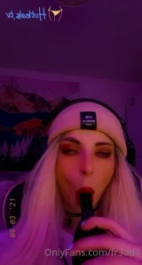 Fr3ddii - Welcome home I got all dressed up for you why don t you Cum