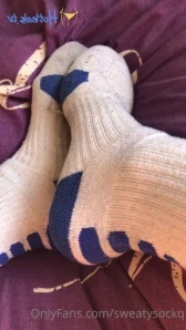 Sweatysockq - Come and kiss my feet they want some love part 9