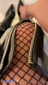 Worshipamber - Using betas comes naturally when you re hot