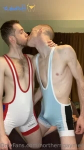 Northerngaymertwinks - That s right dude just bounce on my dick