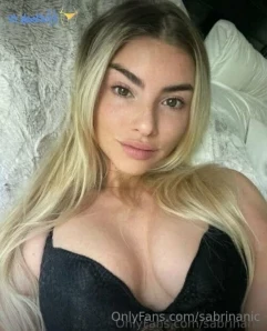 Sabrinanic - Here to brighten your Monday