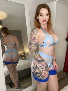 Zaradurose - I know you are peeking at me playing with myself