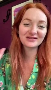 Zaradurose - Cum get your head in there and kiss it