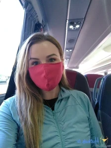 Lilliluxe - Can you see what colour my eyes are with this bright royal