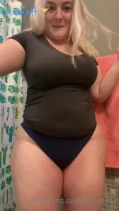 Lularanae - Swollen bruised babe