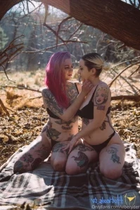 Viberyder - Stills from my quickie video today Check your inboxes Xoxo