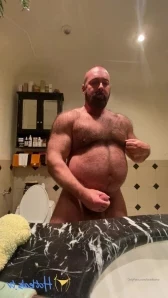 Bradkalvo - Belly nipples and jackoff