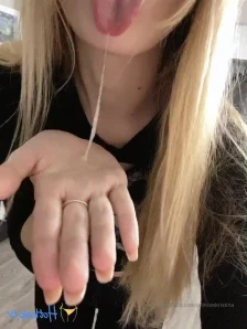 Princeskristina - Booty can t stop growing in those leggings
