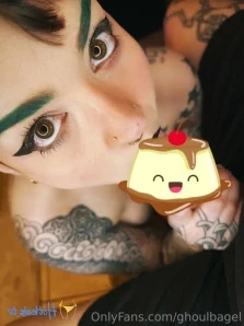 Ghoulbagel - NEW DILDO RIDING AND CLIT SUCTION VIDEO over 3 minutes of