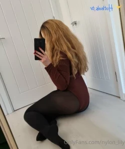 Nylon_lily - Making content today