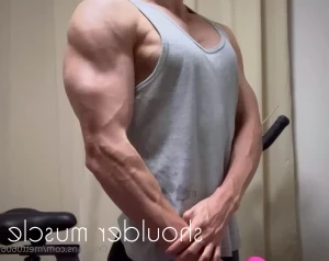 Mett0606 - This is vein in the large thoracic muscle and the lower