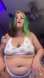 Fatmilkymommalite - I m flashing pussy on my wall here fatmilkymomma69 