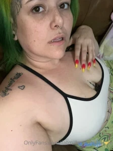 Fatmilkymommalite - Grinchy and horny for you