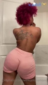 Wewantdiamond - Who up amp horny Hit me